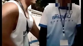 Fucking a faultless gas hinge attendant