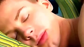 Young amateurs kyler ash and andrew austen anal breed enduring