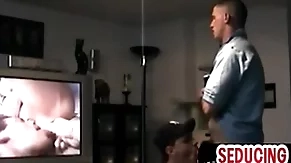 Amateur str8 guy watching porn while 1st time sucked by gay