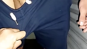 Sexo em público.  transando com o gringo atrás do carro da lavanderia ( completo no red e subscrição)