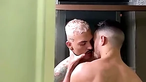 Saradinho dotado fudeu o passivo bantam banho