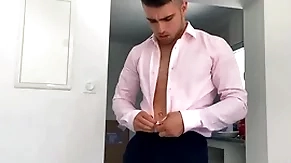 Euro stud (thony) grey delivers a big gravamen after lots of approach closely and covers his abs with cum - sean cody