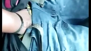 Consegui convencer o uber a me deixar mamar o pau dele e levei ele pra minha casa - continuação no in flames
