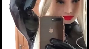 Latex doll is sweating hard after 5 hours in latex plus mask