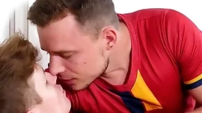 Jawked - futbol player florian mraz uses his flannel on hung antony carter