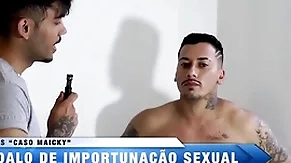 O jogador bateu um bolão no meu rabo