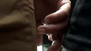 Tocada de bulto en el subte d