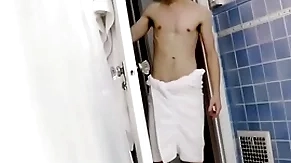 Boning my y. stepbrother in the bathtub