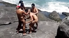 Os praças putos na praia de abricó! com maldonato gp video completo no xvideo no meu xvideo white-hot