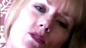 Oral sex superior shows off her skills