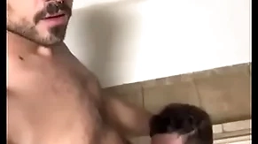 Esse safado mamou gostoso