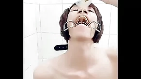 FagTeetajet Thai Gay drinking Piss unfamiliar own ass